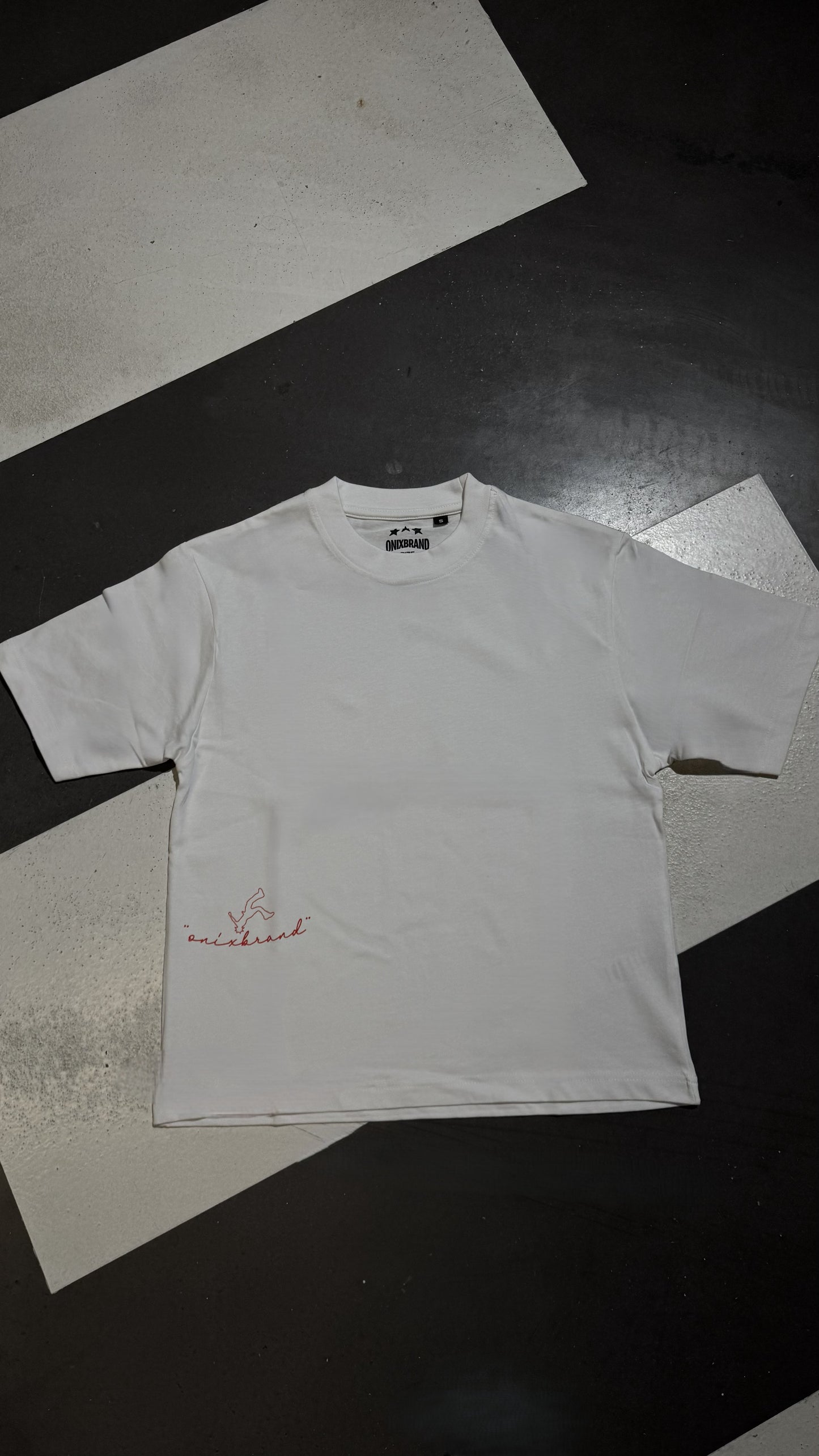 PAIN TEE